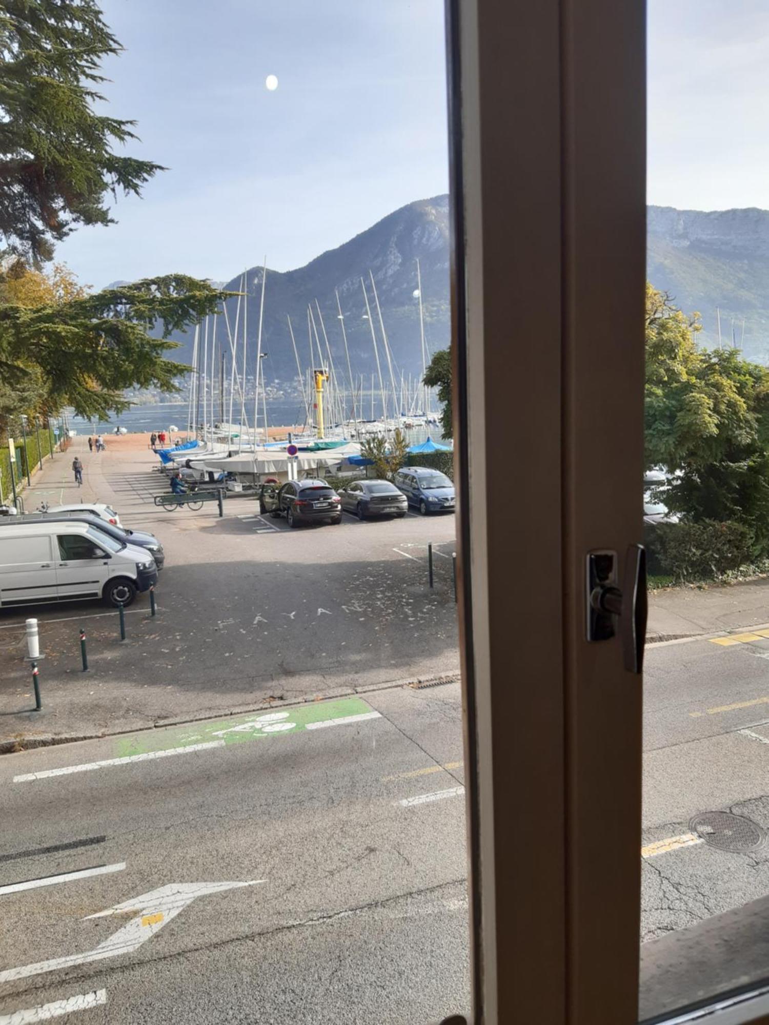 Face Au Lac Annecy Zewnętrze zdjęcie